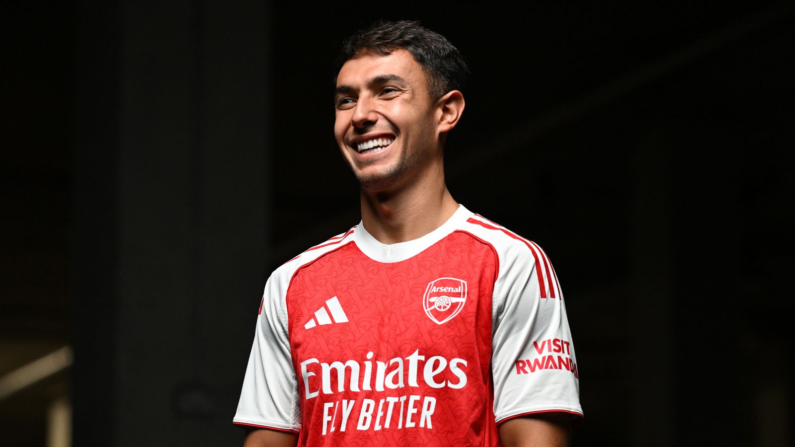 Arsenal 2025/26: Tân binh Gyokeres và đội hình siêu mạnh hướng đến ngôi vương Ngoại hạng Anh