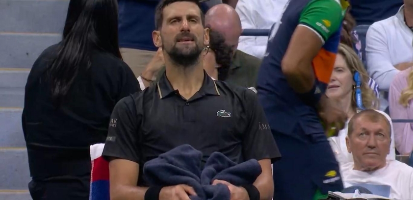 Djokovic gặp khó khăn trước Fritz