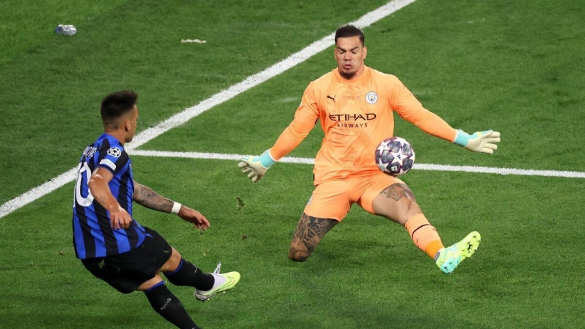 Donnarumma và Ederson