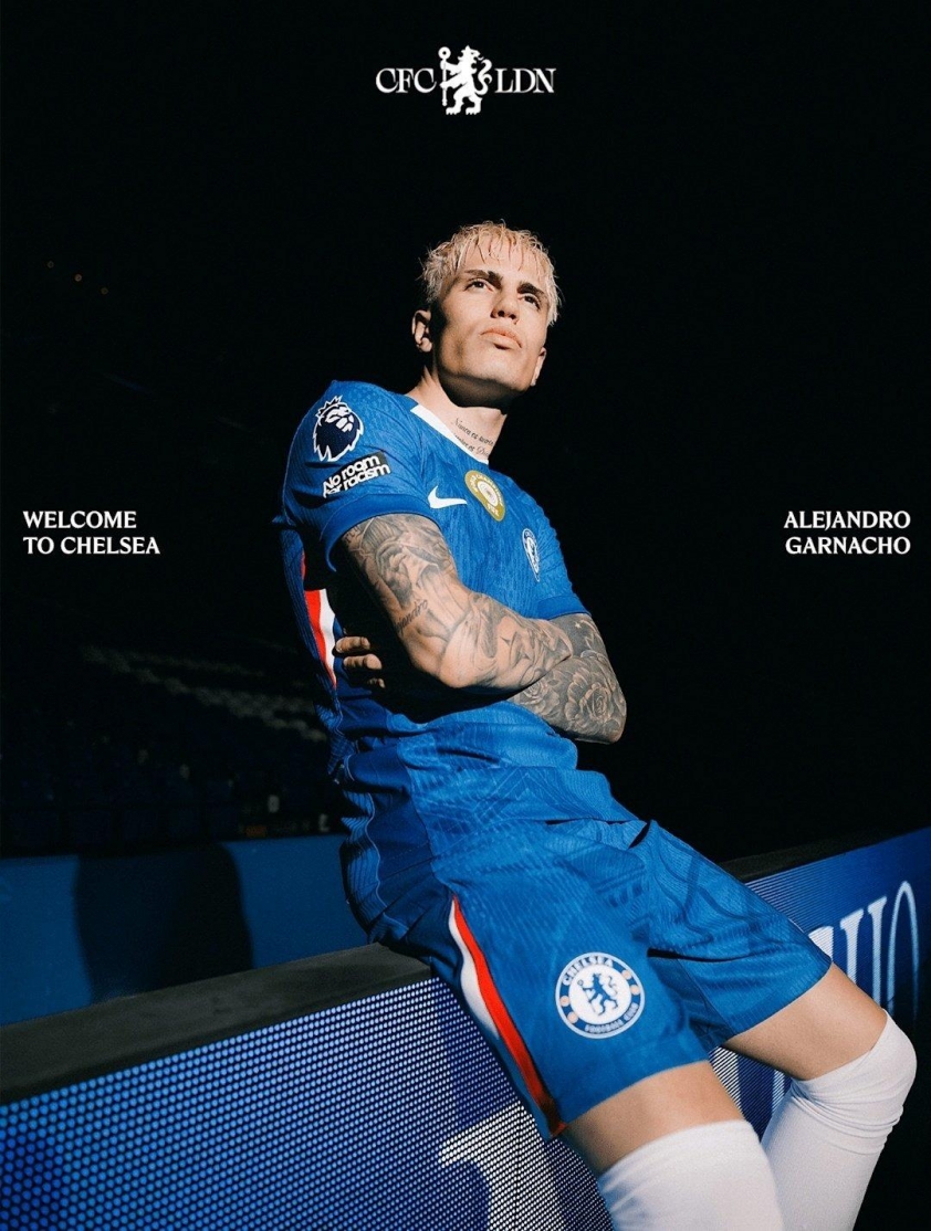Garnacho chuyển đến Chelsea