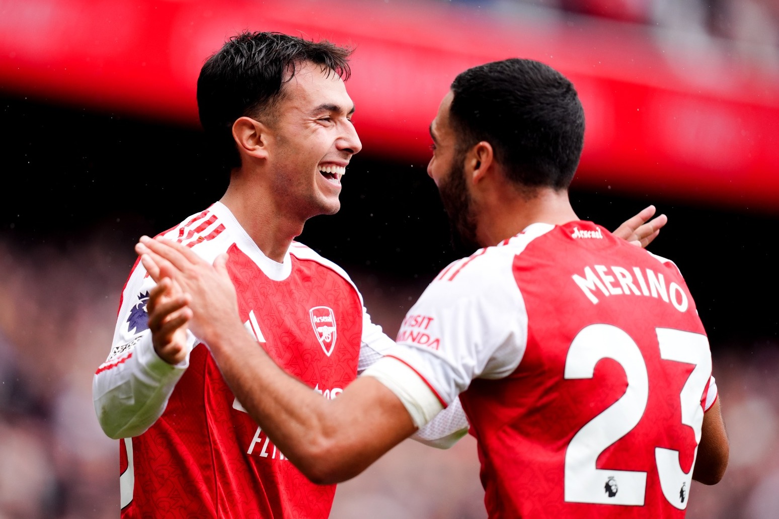 Các tân binh Arsenal thi đấu ấn tượng